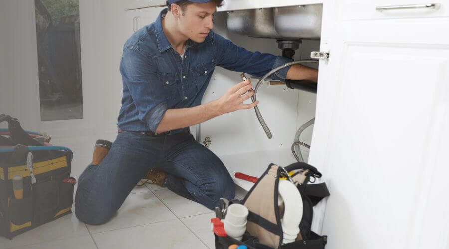 Emergency Leak Repair in Iliamna, AK